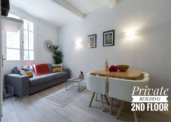 Private Building, 4 Apts, Unique At Nice- Old Town * Nice