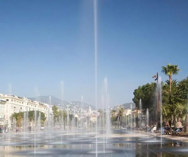Private Building, 4 Apts, Unique At Nice- Old Town Appartement