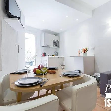 Private Building, 4 Apts, Unique At Nice- Old Town