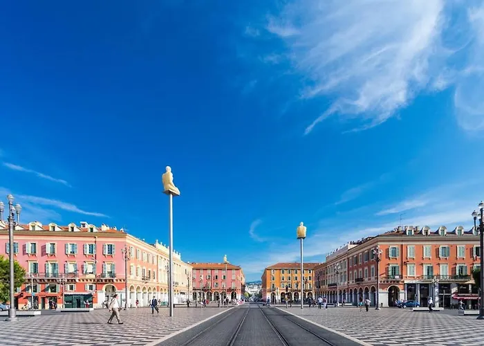 Private Building, 4 Apts, Unique At Nice- Old Town * Ницца