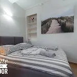 Private Building, 4 Apts, Unique At Nice- Old Town * 니스