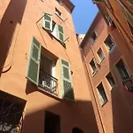 Private Building, 4 Apts, Unique At Nice- Old Town 아파트 니스