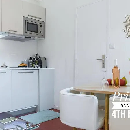 아파트 Private Building, 4 Apts, Unique At Nice- Old Town *