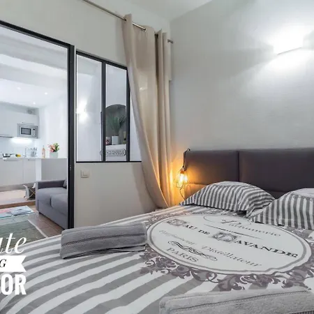 Private Building, 4 Apts, Unique At Nice- Old Town 아파트 *
