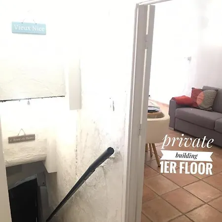 Private Building, 4 Apts, Unique At Nice- Old Town